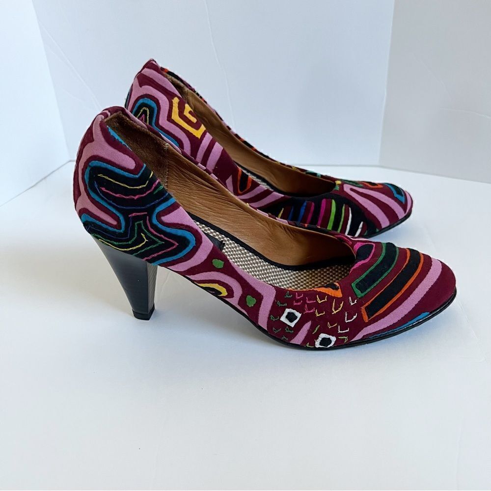 Handmade Embroidered Patchwork Multicolored Heels - Picture 4 of 6